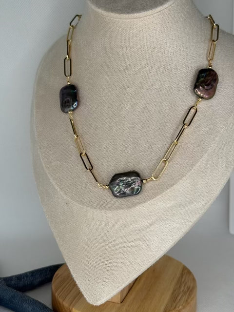 Peacock Biwa Pearl Paperclip Necklace