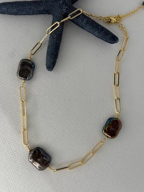 Peacock Biwa Pearl Paperclip Necklace